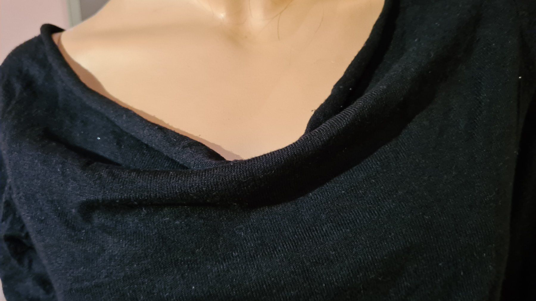 Maglioni & Felpe: Mega cooles Pulli gr.m schwarz – Usato da Ferden venduto da jemyce 2