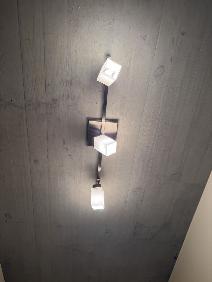 Pfister Lampadari & plafoniere: Moderne Deckenleuchte mit 3 Spots, schwenkbar, Top Zustand – Usato da Kriessern venduto da Type-S 2