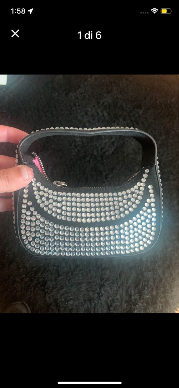 Borse da donna: Chiara Ferragni Tasche – Usato da Basel venduto da dav_5qdt 4