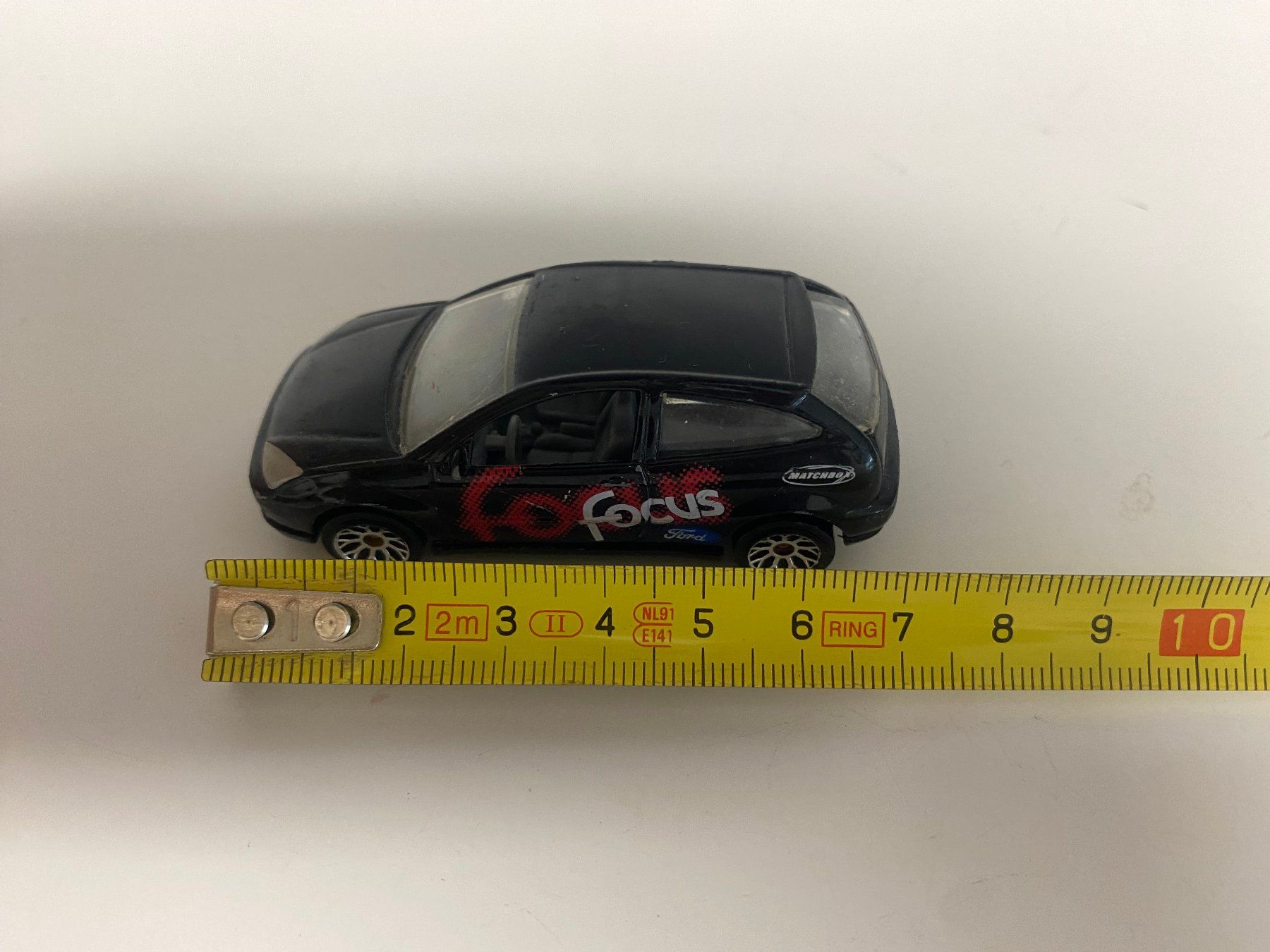 Matchbox Modellini d'auto: Matchbox Ford Focus 144 – Usato da Kerzers venduto da tisyayasuBE 4