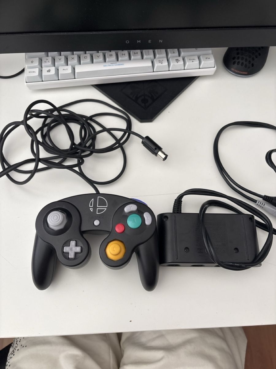 Nintendo Console: Nintendo GameCube Controller Smash Edition mit Adapter – Usato da Oberglatt ZH venduto da Emanuel1989ghg