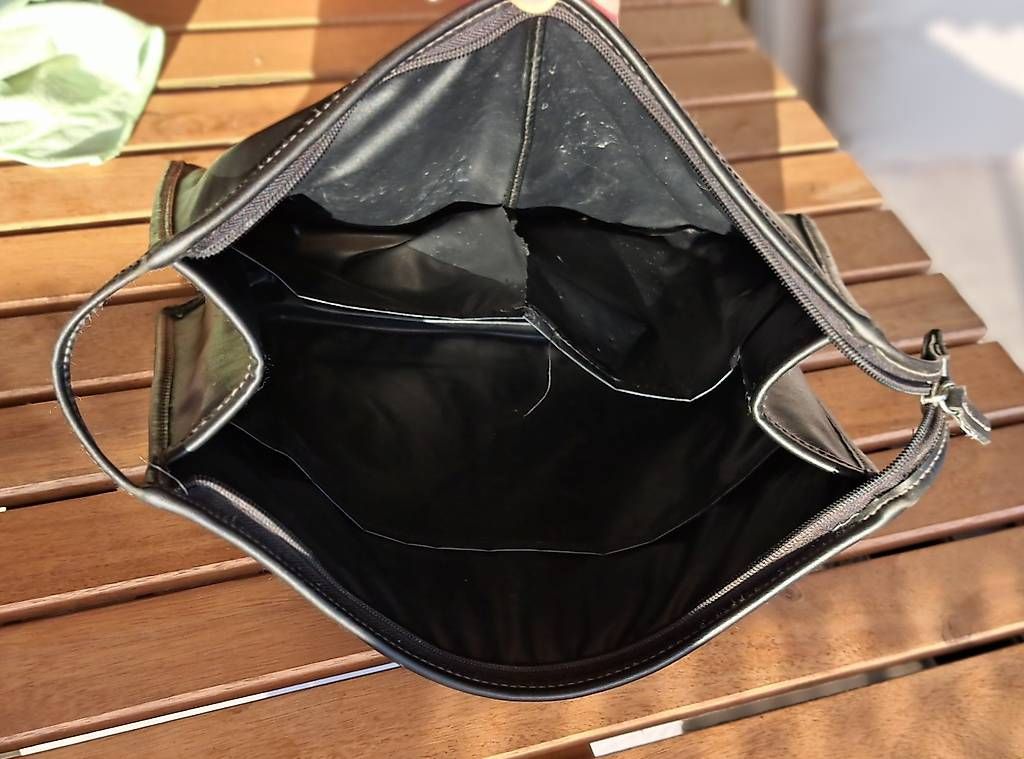 Kosmetikkoffer: Grosses Leder Necessaire/Kulturtasche schwarz – Gebraucht aus Zürich von Ricpat 3