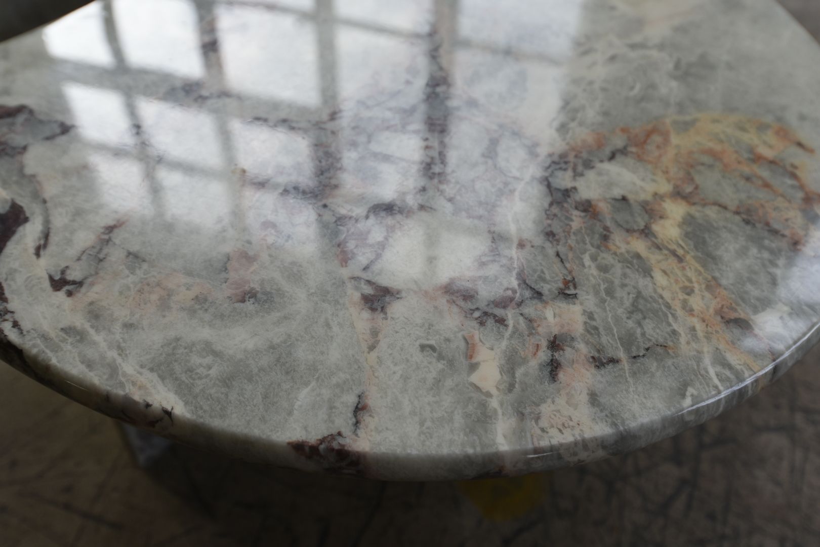 Tables: Couchtische aus Marmor – D'occasion à Lichtensteig par UsedINStore 2