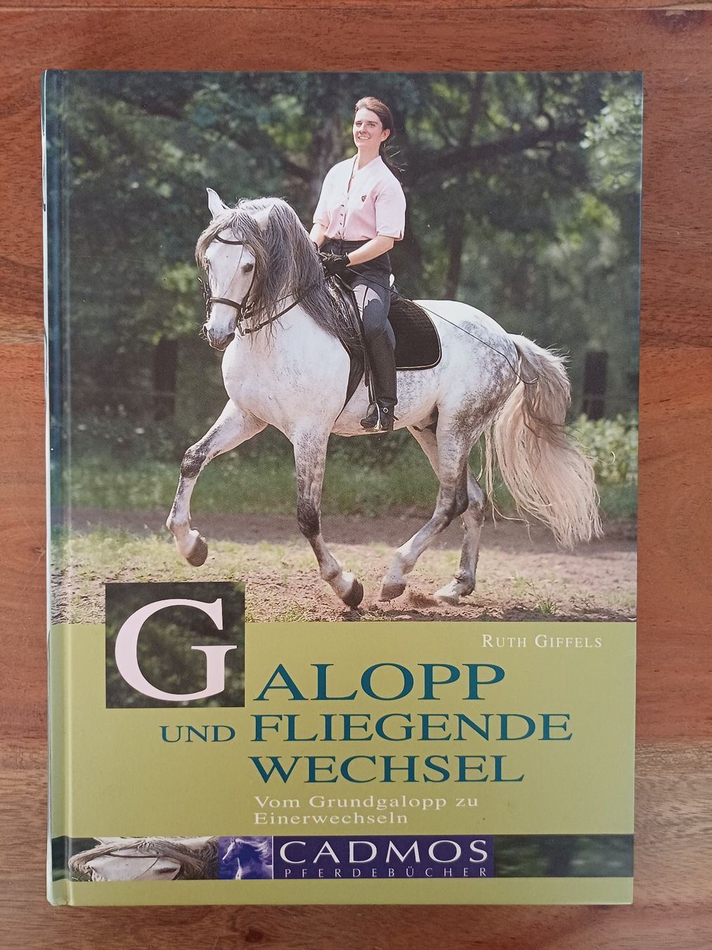 Libri: Buch "Galopp und Fliegende Wechsel" – Usato da Roggliswil venduto da sas_b8c8