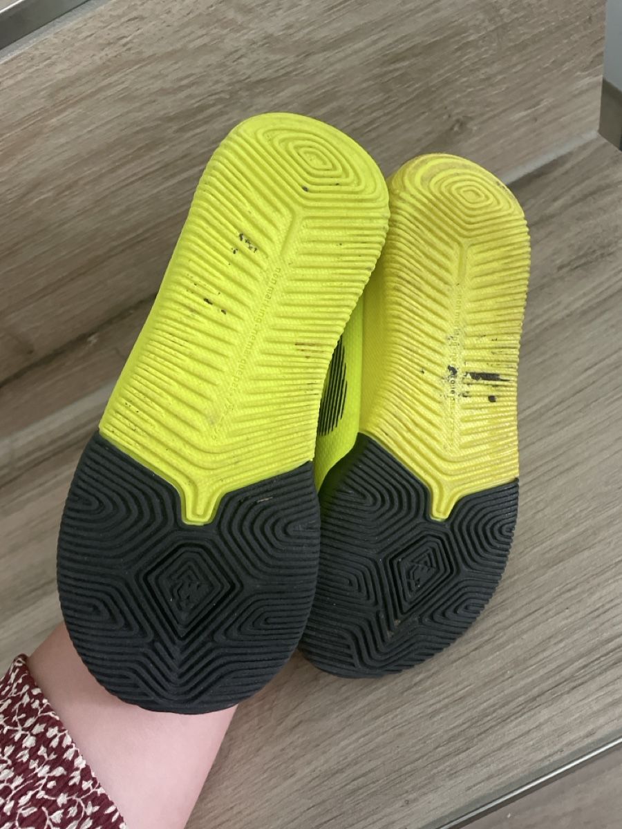 Chaussures garçon: Turnschuhe  – D'occasion à Zunzgen par RajaM 3