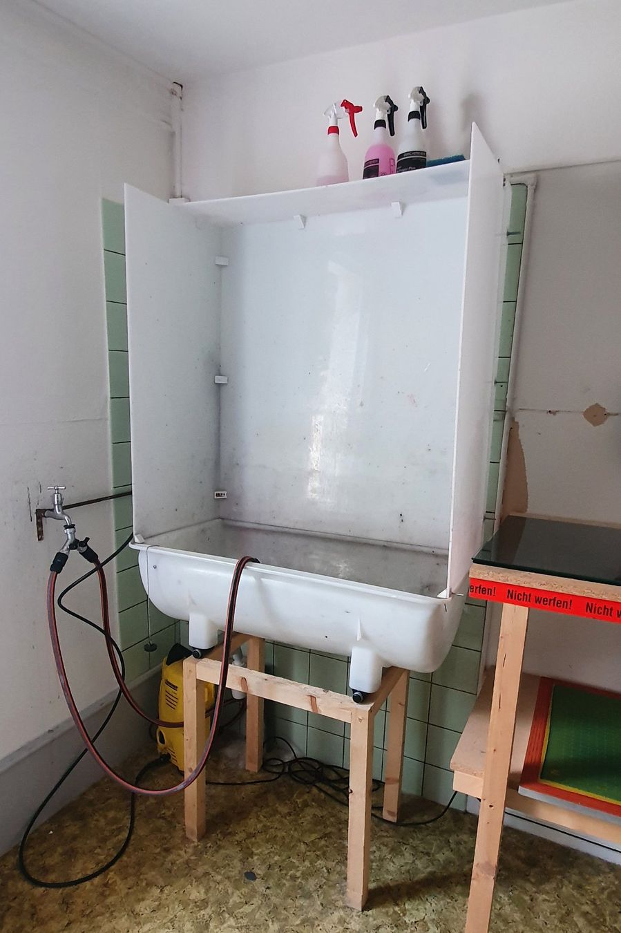 Kärcher Tutte le macchine: DIY Auswaschwanne + Kärcher – Usato da Basel venduto da Postbuero