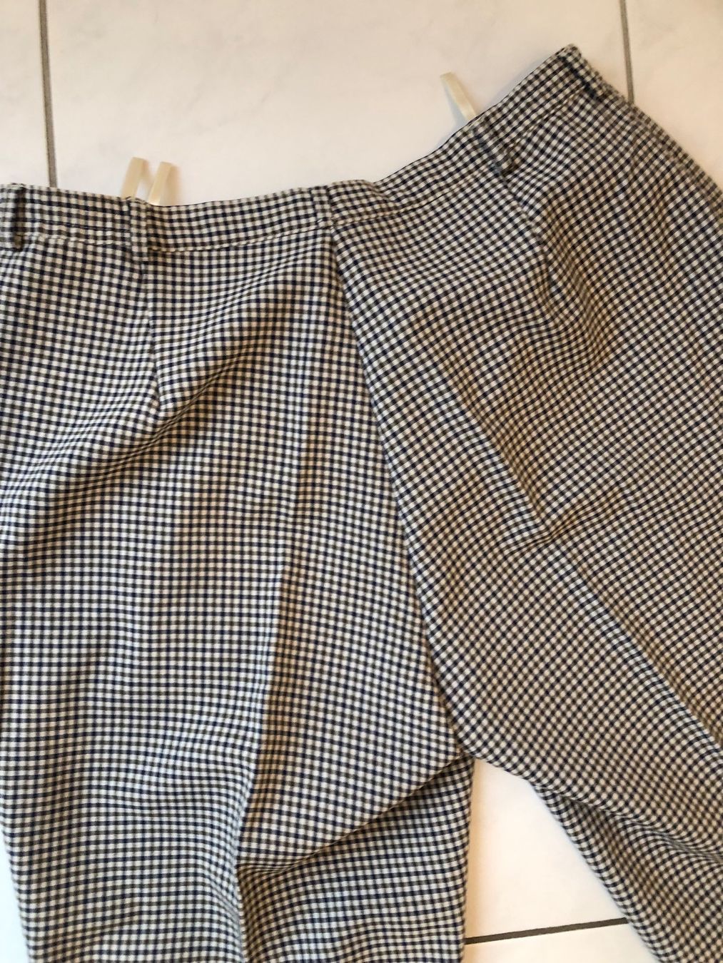 Pantaloni: Hose Gr 44 (Gr 24) – Usato da Zell ZH venduto da Guffos 2