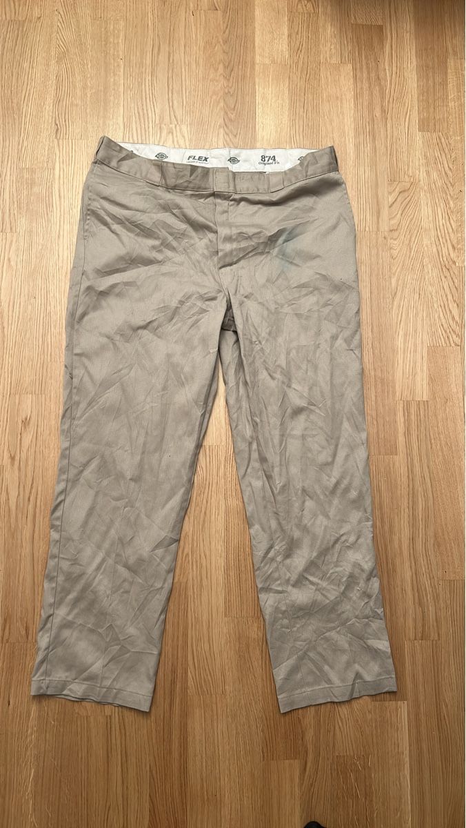 Dickies Hosen: Dickies 874 Hose beige Grösse 42/32 – Gebraucht aus Luzern von ThrowbackVintage