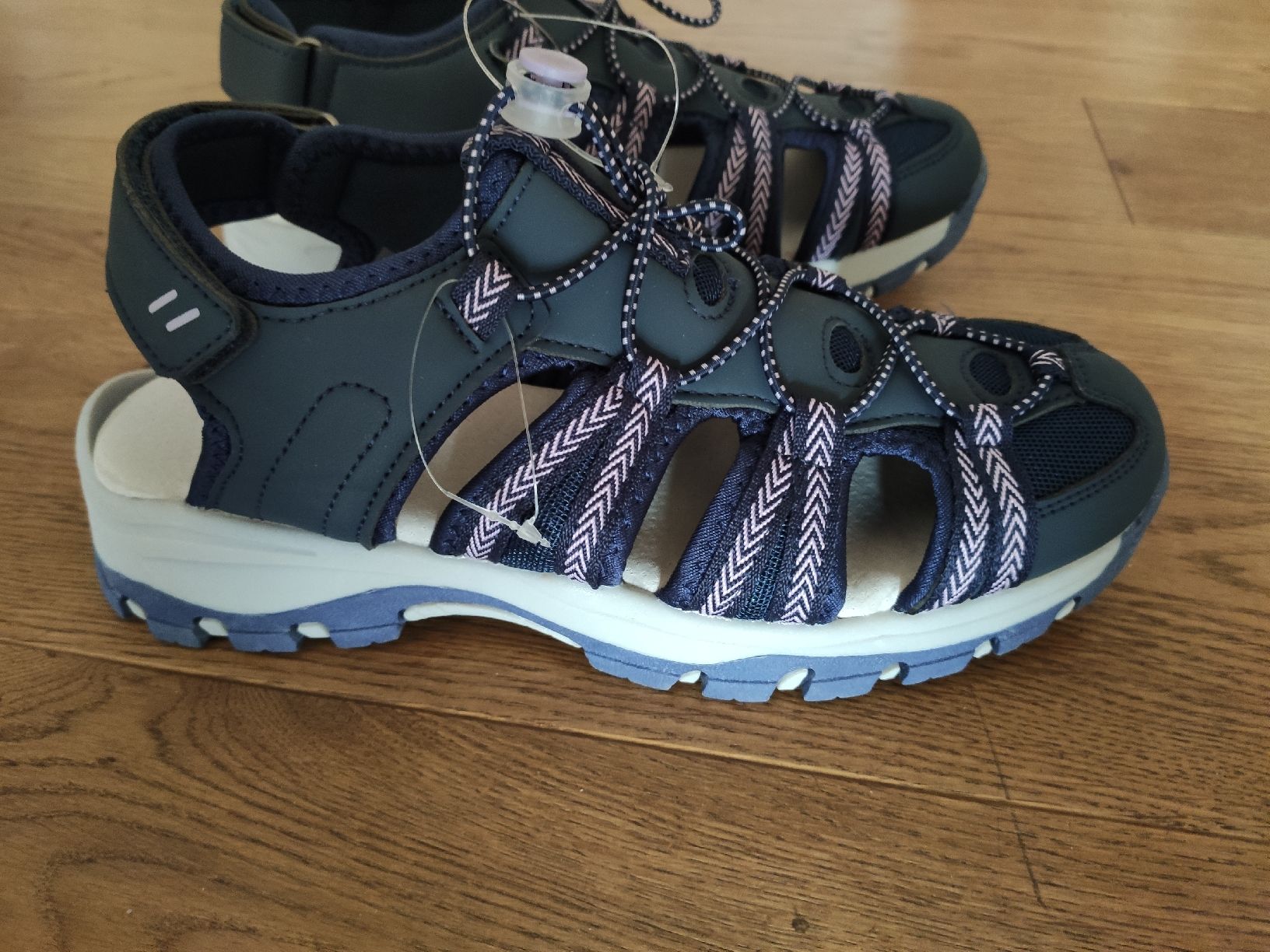 Scarpe da uomo: Chaussures de trekking – Nuovo e nell'imballaggio originale da Neuchâtel venduto da snips01 1