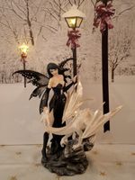 ELFEN- FIGUR SCHWARZ MIT DRACHE WEISS