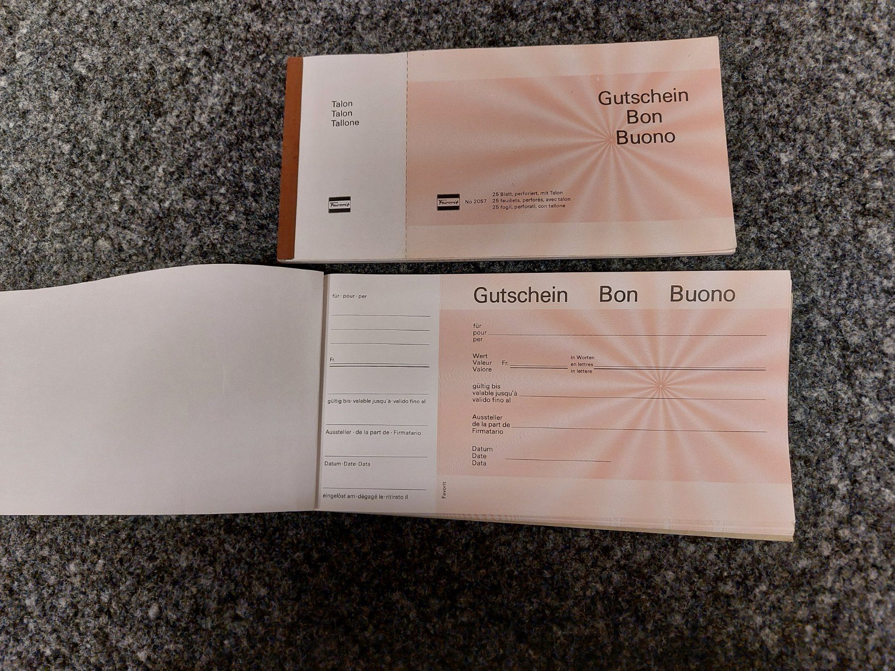 Libri: 2 Gutscheinbüchlein – Usato da Schmitten FR venduto da ReniStern 1