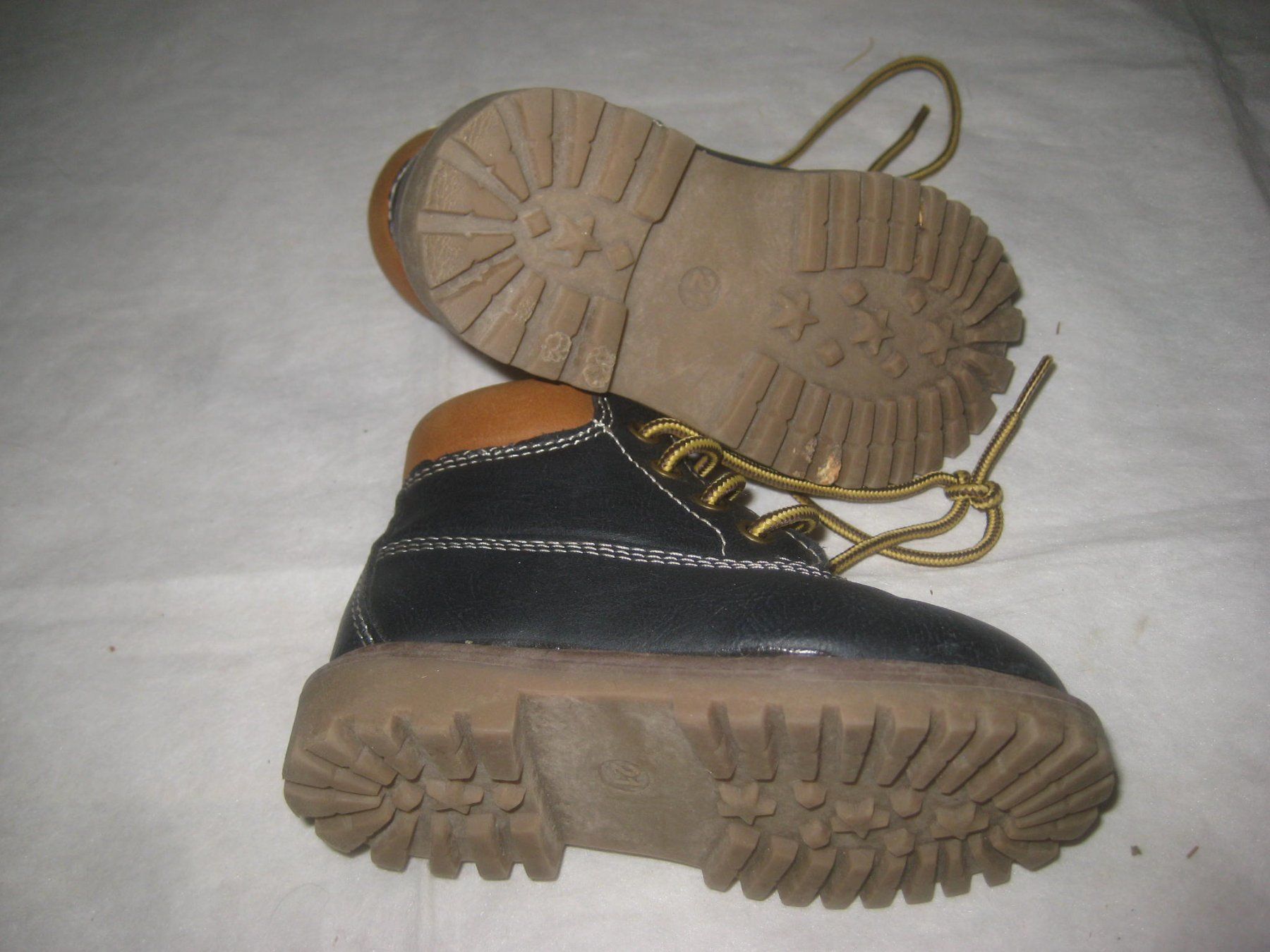 Bobbies Chaussures garçon: BABY  SCHUHE – D'occasion à Uster par flocke1 1