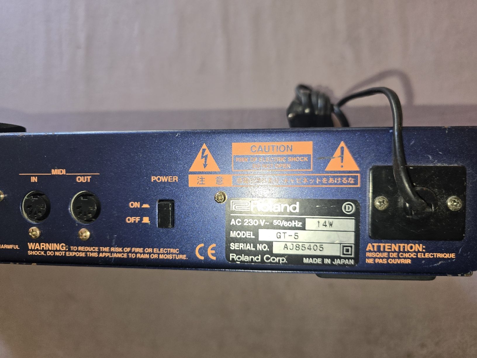 Boss Musikinstrumente: BOSS GT-5 MULTI EFFEKT ... – Gebraucht aus Zürich von Antiquedealer 7
