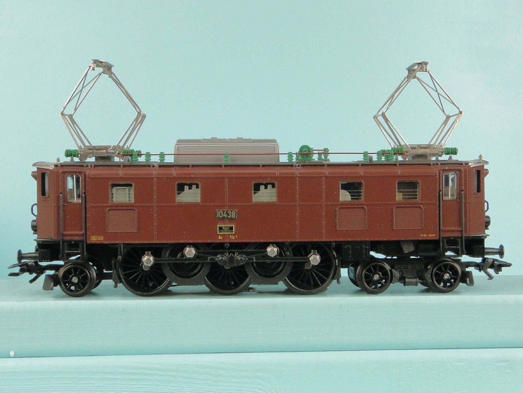 Märklin Modellini di ferrovie: Märklin 3351 Ae 3/6, DIGITAL – Usato da Bülach venduto da Albitrain 4