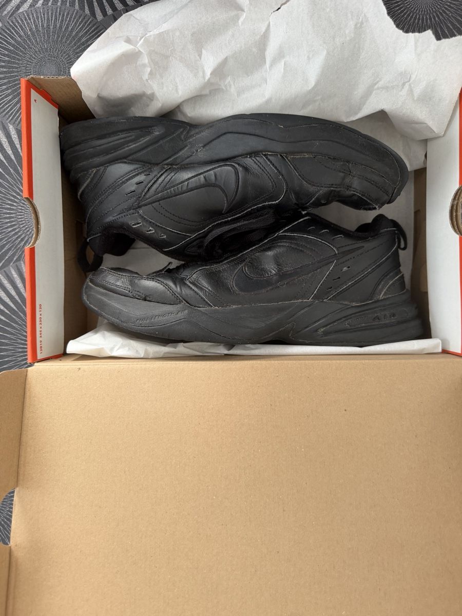 Nike Herrenschuhe: Nike Air Monarch IV black – Gebraucht aus Boudry von LuigiLoot 4