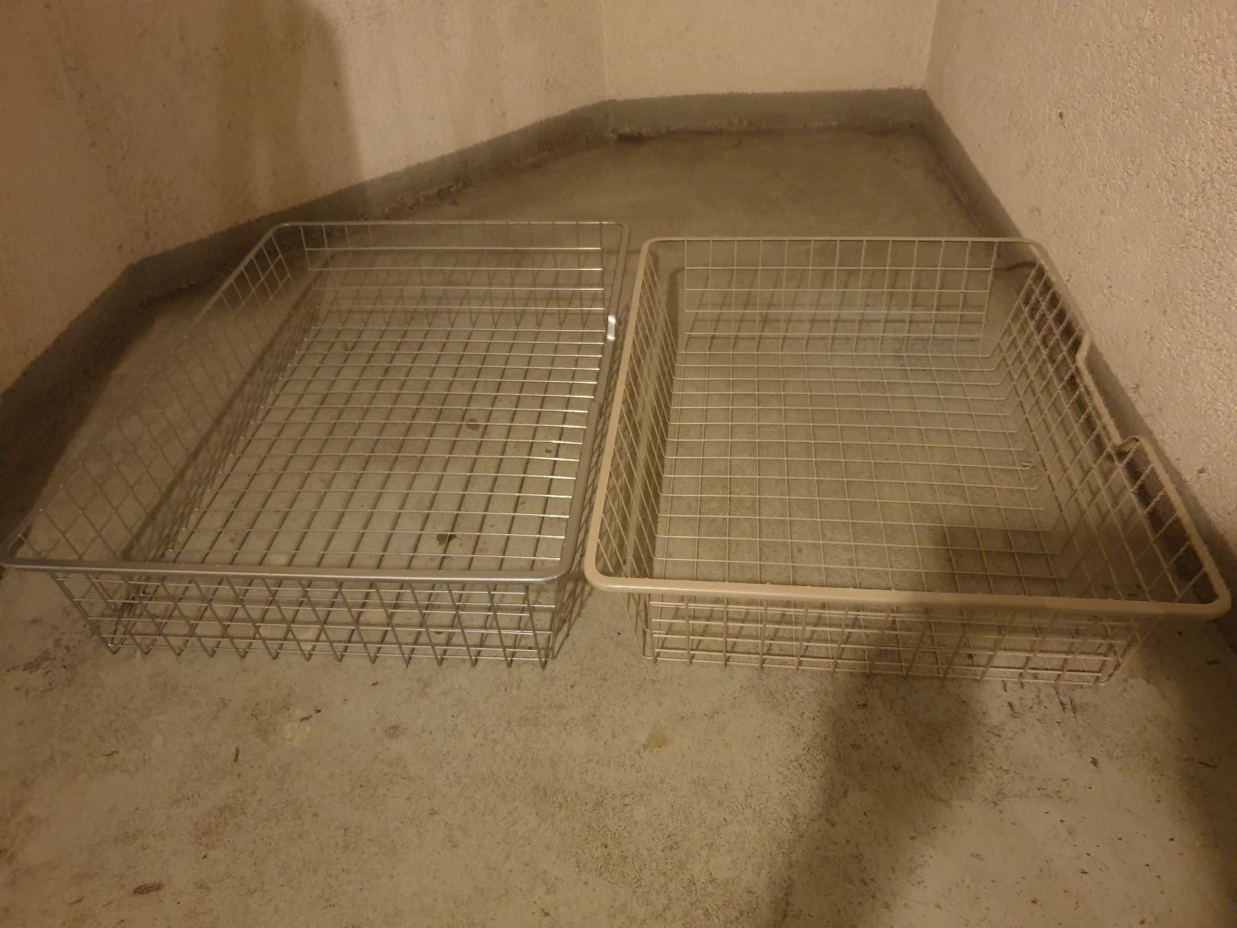 Altro per la casa: Wäschekorb Kleiderkorb Metallkorb – Nuovo (secondo la descrizione) da Basel venduto da Ringe1