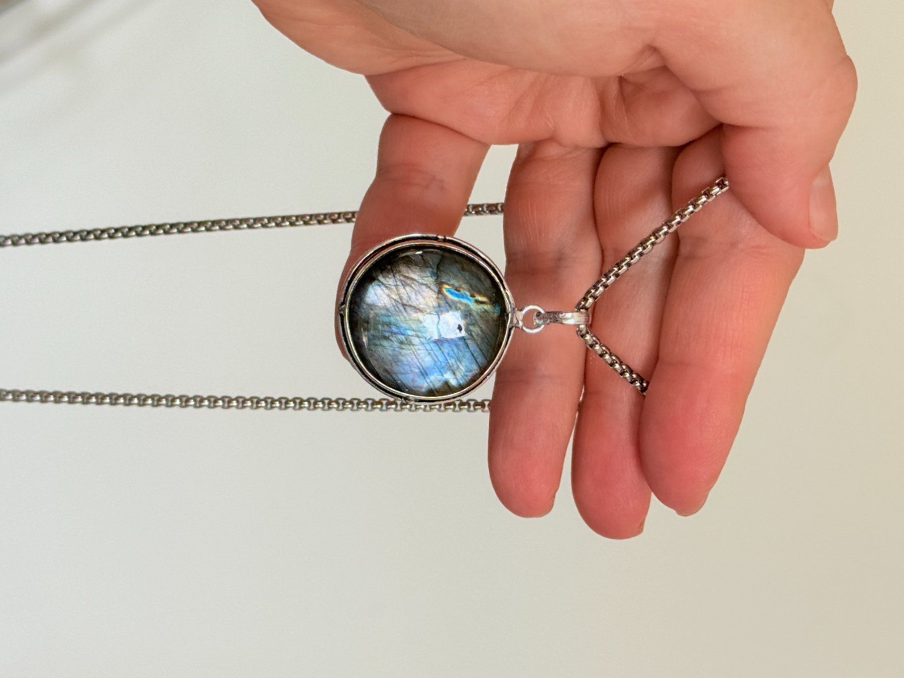 Colliers: Collier labradorite, élégant et tendance ✨ – Neuf avec emballage d'origine à Genève par AWWA 7