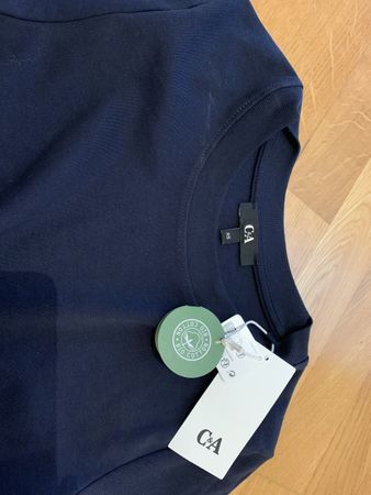 Neues T Shirt Grösse XS dunkelblau