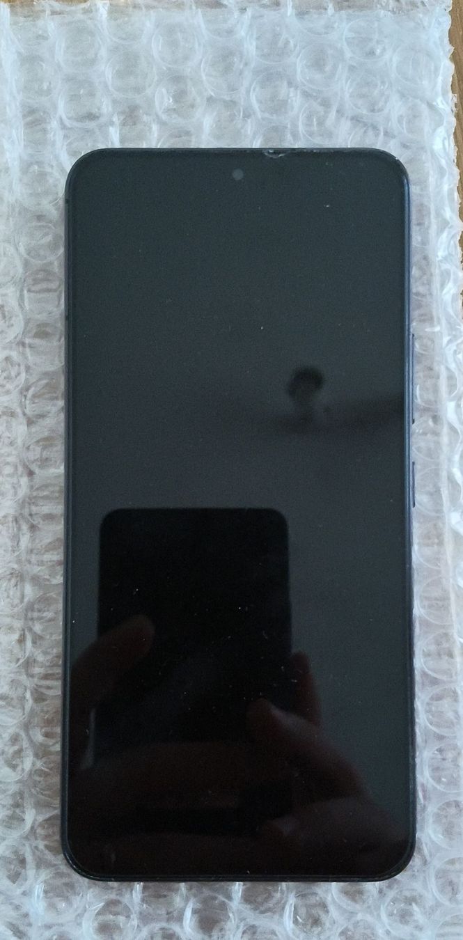 Samsung Telefoni cellulari / Smartphones: Samsung Galaxy S22 defekt – Difettoso da Sissach venduto da eli_6l2g