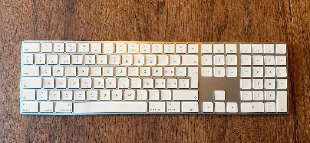 Claviers: Magic Keyboard Apple Tastatur  – D'occasion à Stansstad par Floriant01