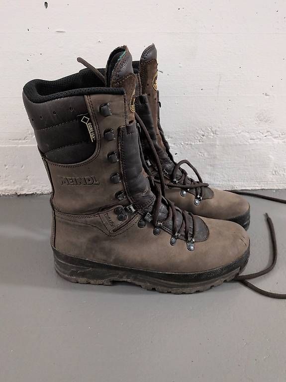 Chaussures hommes: Meindl Wanderstiefel 42.5 – D'occasion à Bern par gko2027 1