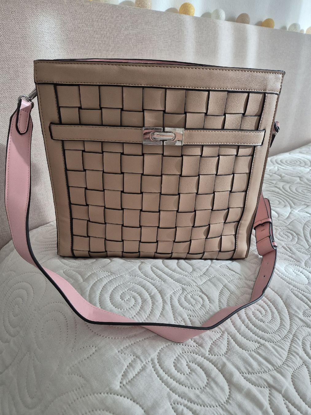 Taschen für Damen: Tasche von IPEKYOL – Gebraucht aus Kloten von Tombili