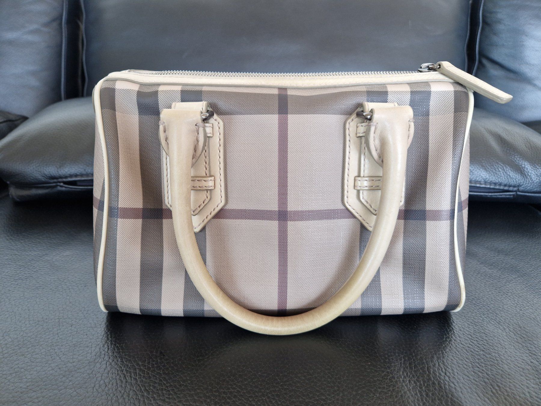 Burberry Taschen für Damen: Sac à main Bowling Burberry + compagnon assorti – Gebraucht aus Jongny von Nico667 1