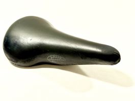 ARIUS SPECIAL saddle Sattel Vintage SPAIN 442g