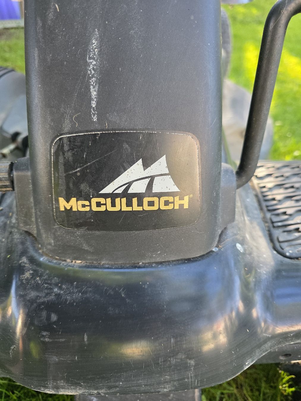 Tondeuses à gazon: Tracteur à gazon Mc Culloch à reparer – Défectueux à Prez-vers-Noréaz par Bogh15 5