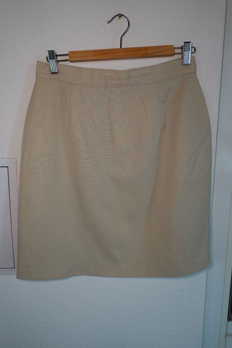 Gonne: Rock Beige Champagner 40 – Usato da Zürich venduto da yja_c5xh 1