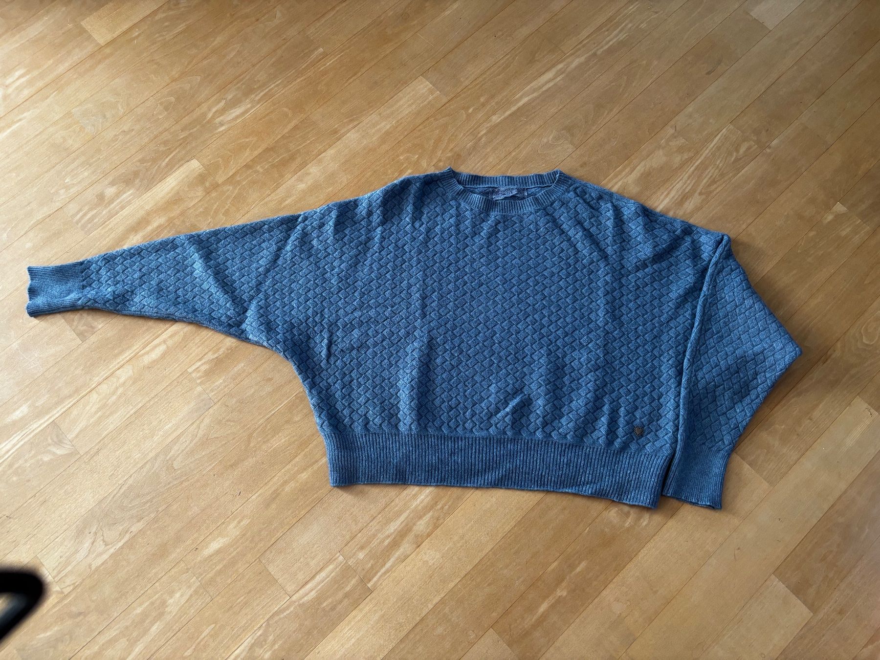 Pulls & Sweat-shirts: Strickpullover kurzgeschnitten Gr. S – Neuf (Voir description) à Büttikon AG par Kunzoworld