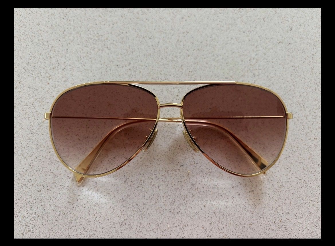 Celine Lunettes & Verres: Lunette soleil CÉLINE – Neuf (Voir description) à Nyon par ikel78 1