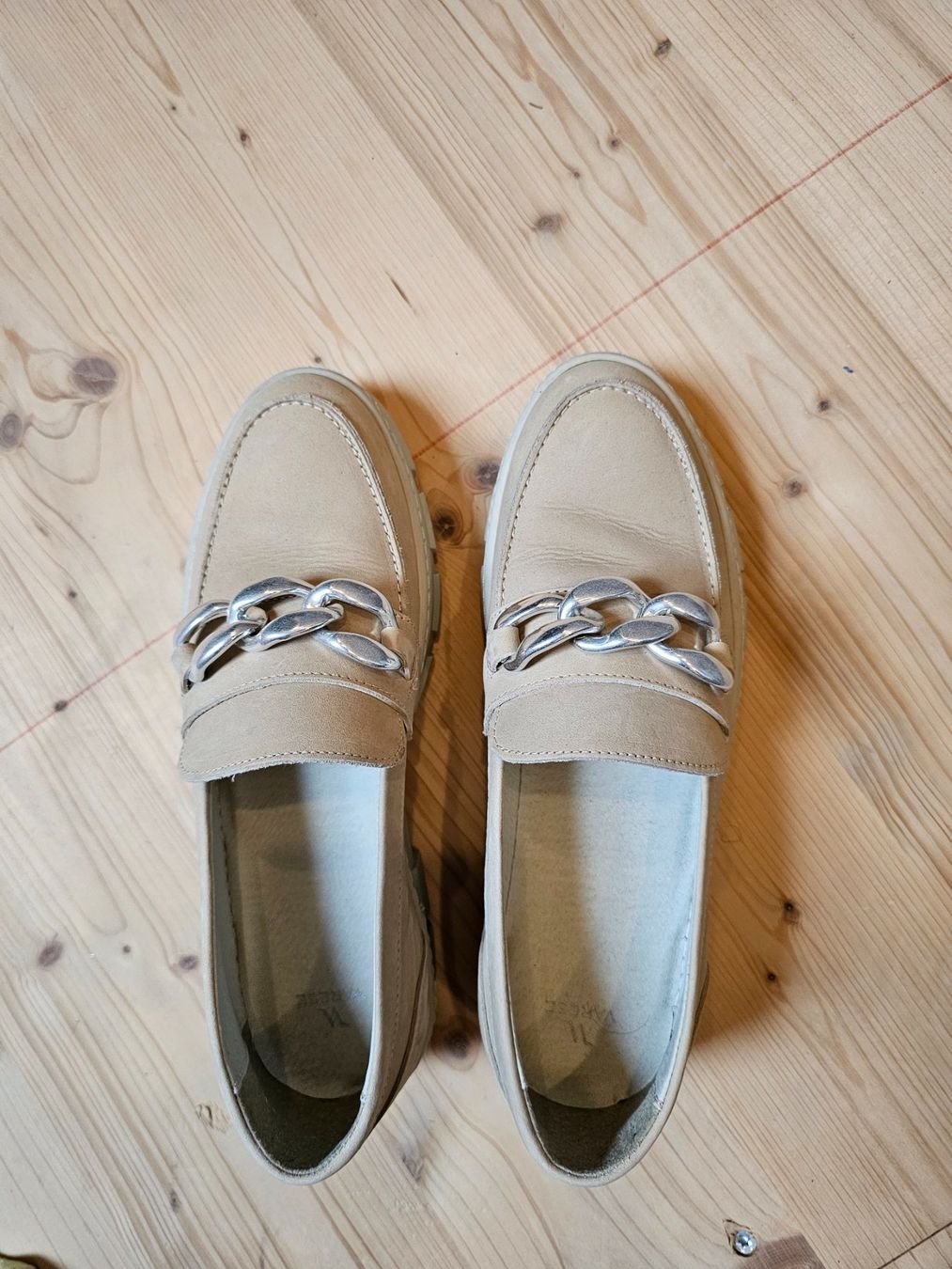 Scarpe da donna: Damenschuh, neuwertig, Größe 40 – Usato da Kirchdorf BE venduto da aegeri00