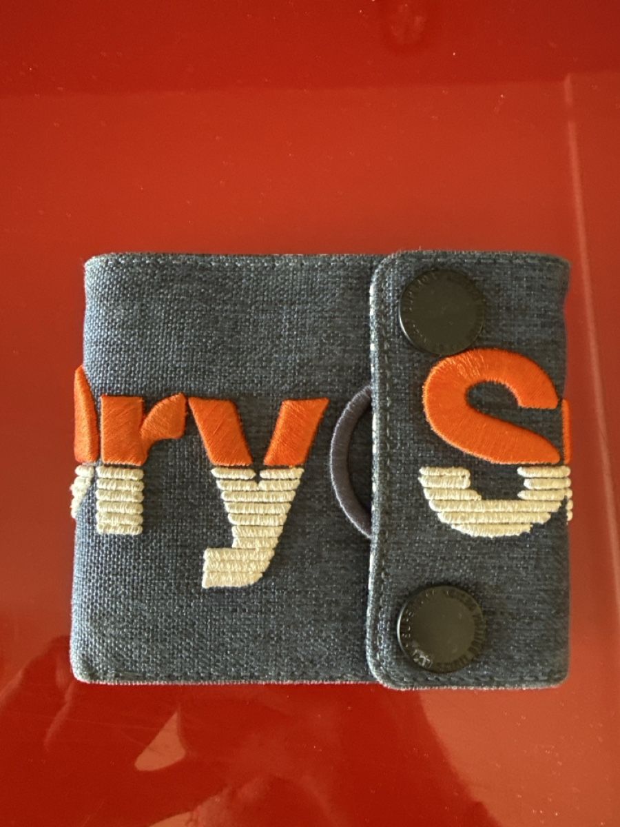 Portefeuilles: Porte feuille superdry en tissus  – D'occasion à Genève par fat_8jwz