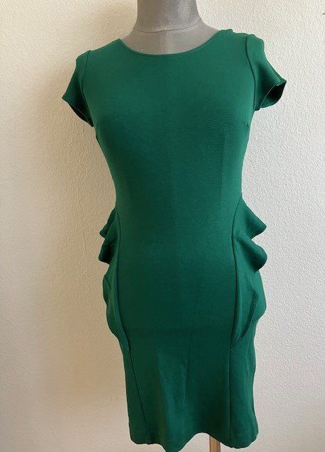Zara Vestiti: Robe  avec volants,  Zara trafaluc T.M – Usato da Marin-Epagnier venduto da rchouchouu