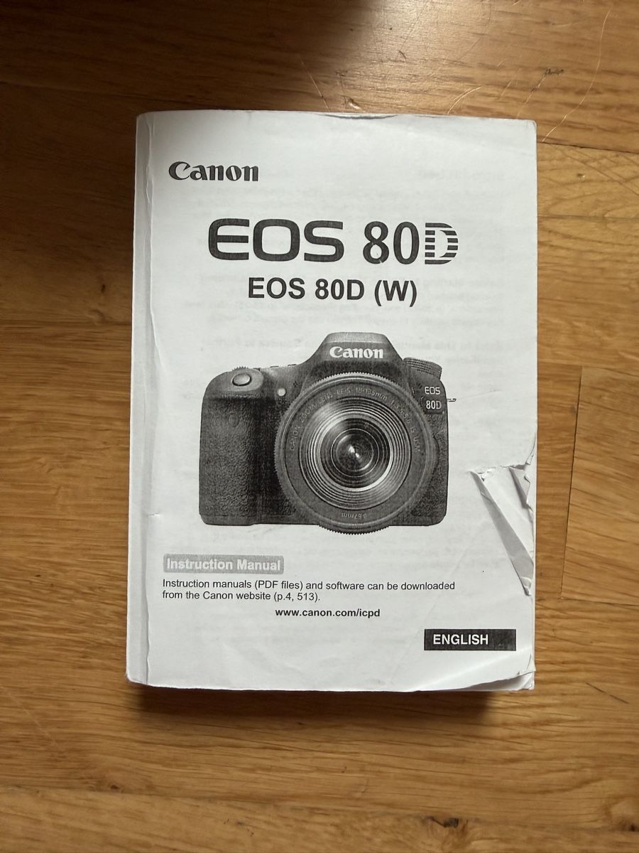 Canon Fotocamera: Canon EOS 80D inkl. 2 Objektiven & Zubehör – Usato da Baden venduto da lid_csg6 5