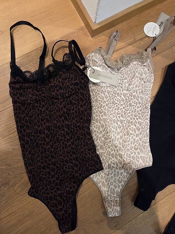 Altra biancheria intima: Cfab Bodys mit String Gr. M – Usato da Wigoltingen venduto da Chanti.89 1