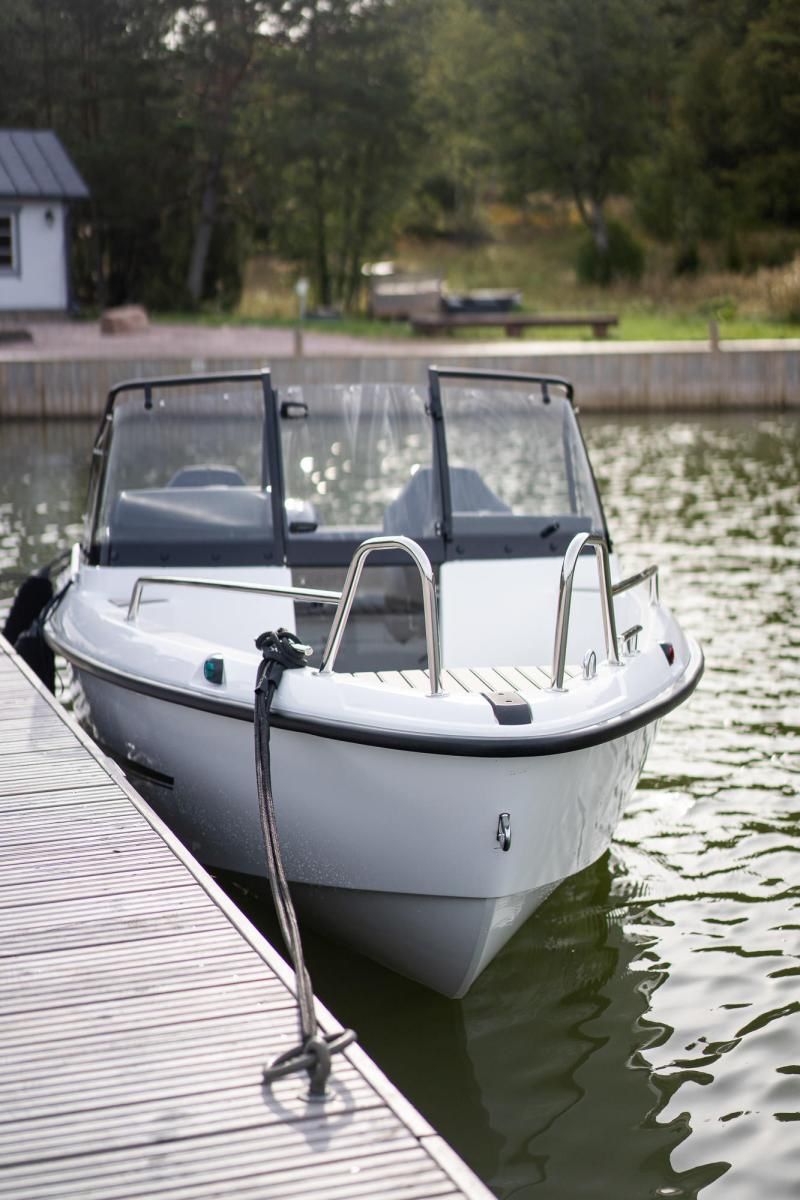 Yamarin Barche: Yamarin 50BR mit Liegeplatz – Nuovo e nell'imballaggio originale da Biel/Bienne venduto da BootszentrumBiel 3