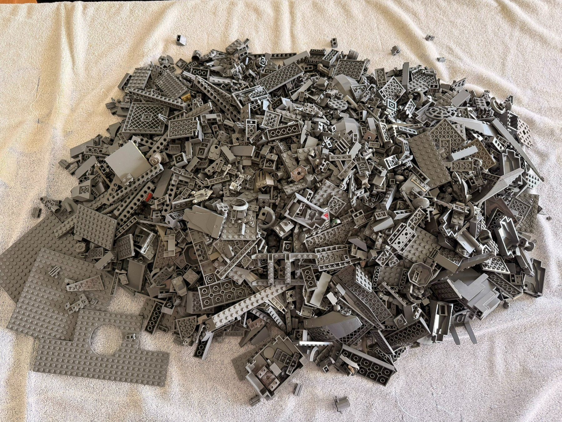 Lego Giocattoli: Lego Steine dunkelgrau ca. 6 kg – Usato da Oftringen venduto da rohrstutz
