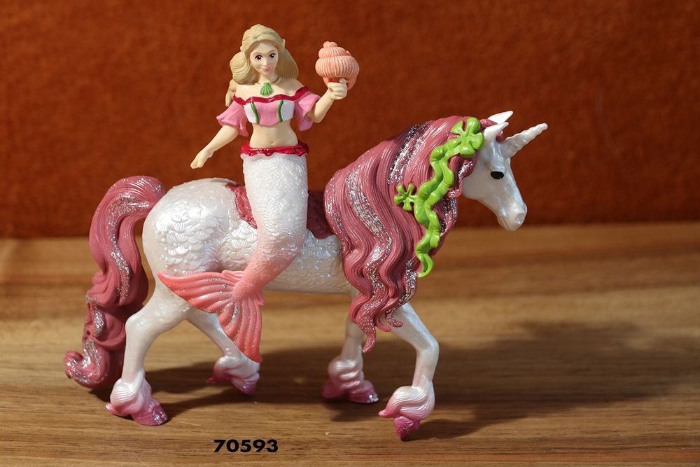 SCHLEICH 70701 Kiwi Das Einhornfohlen | Bayala Spielfigur Zum Sammeln | Mit Süßem Kiwi-Tattoo