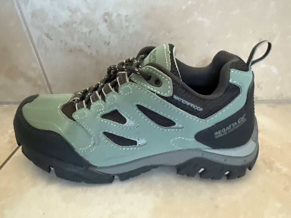 Scarpe da donna: Regatta Trekkingschuh Gr 36 – Usato da Wengi b. Büren venduto da switte 2