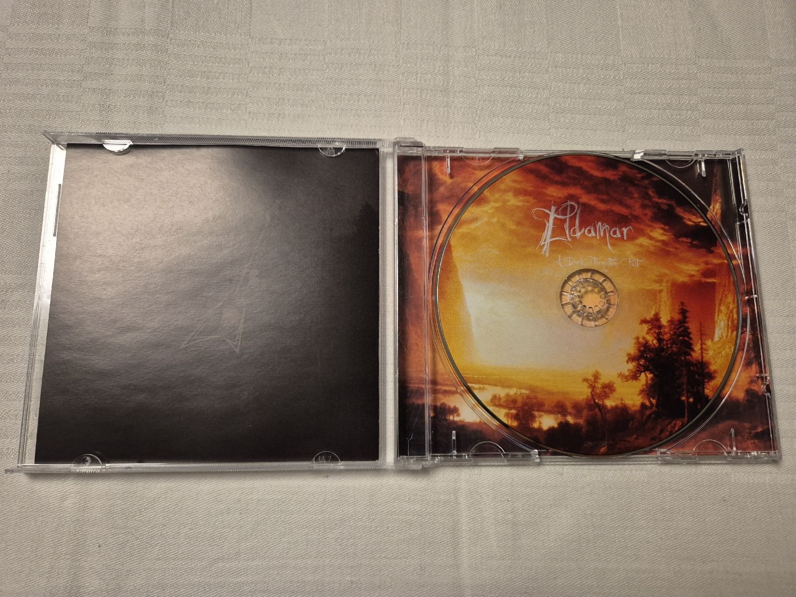 CDs: Eldamar -  A Dark Forgotten Past  - CD  – Neu (gemäss Beschreibung) aus Uster von newwave0 2