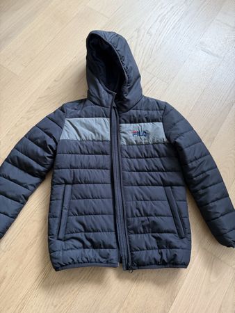 Fila Jacke 140 Grusse 9-10 Jare