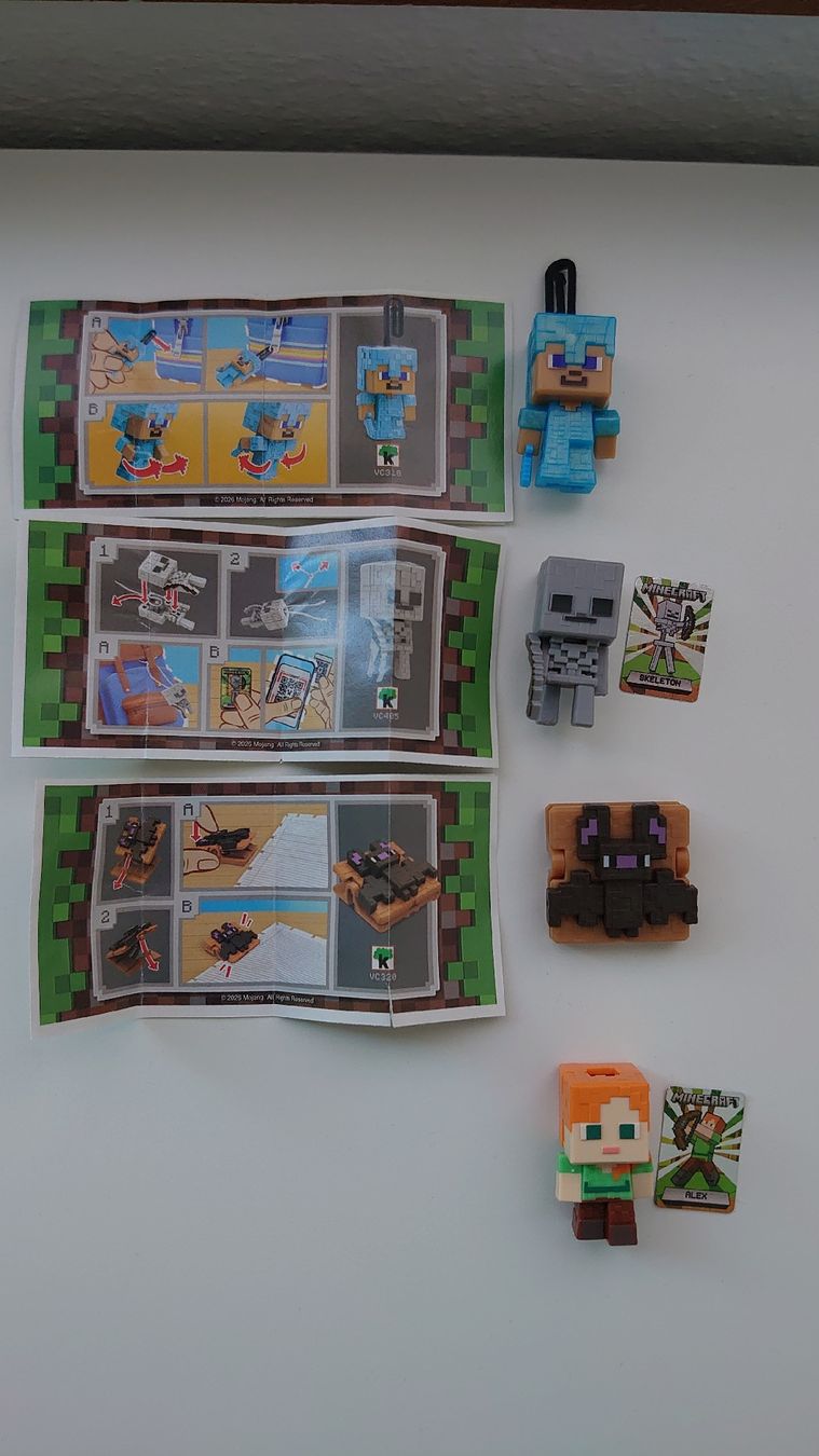 Figurines: Kinder joy Minecraft Figuren – Neuf (Voir description) à Oberbüren par cas_hnn7