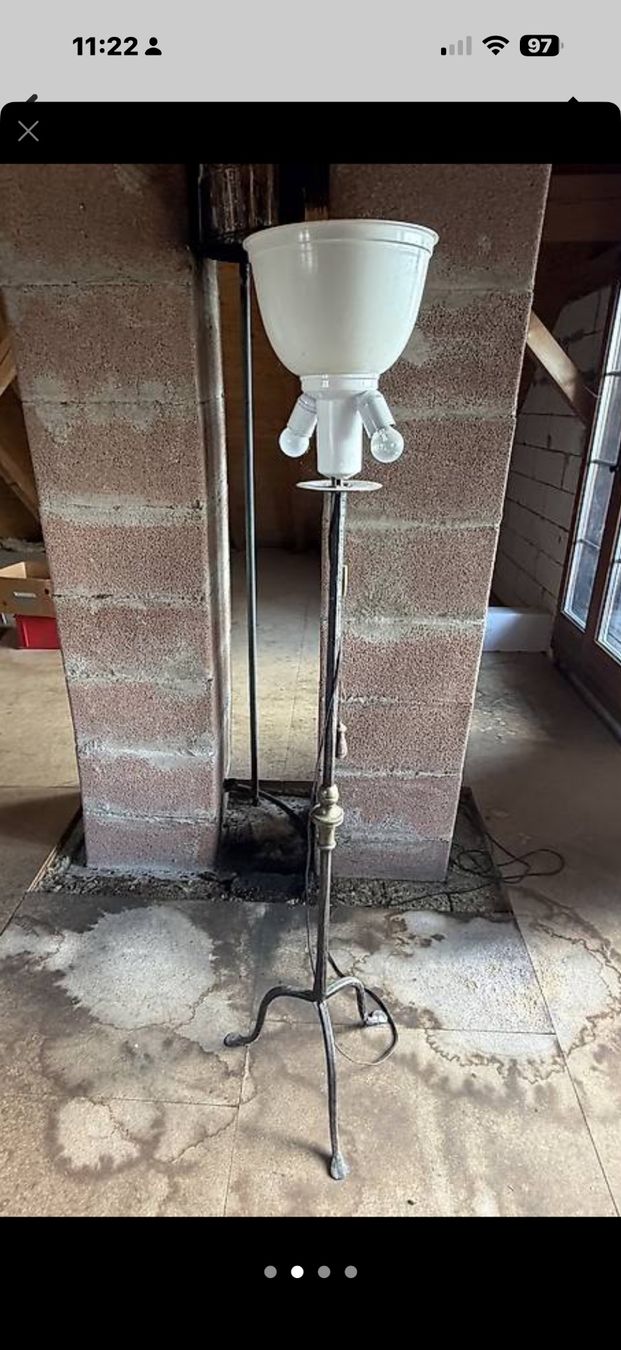 Lampenschirme: Lampenschirm alt / Stehlampe... – Gebraucht aus zollikon von thomaskaelin7 1
