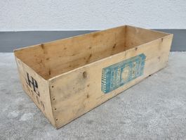 alte Holzkiste Kiste CHICORÉE AROMA HELVETIA LANGENTHAL