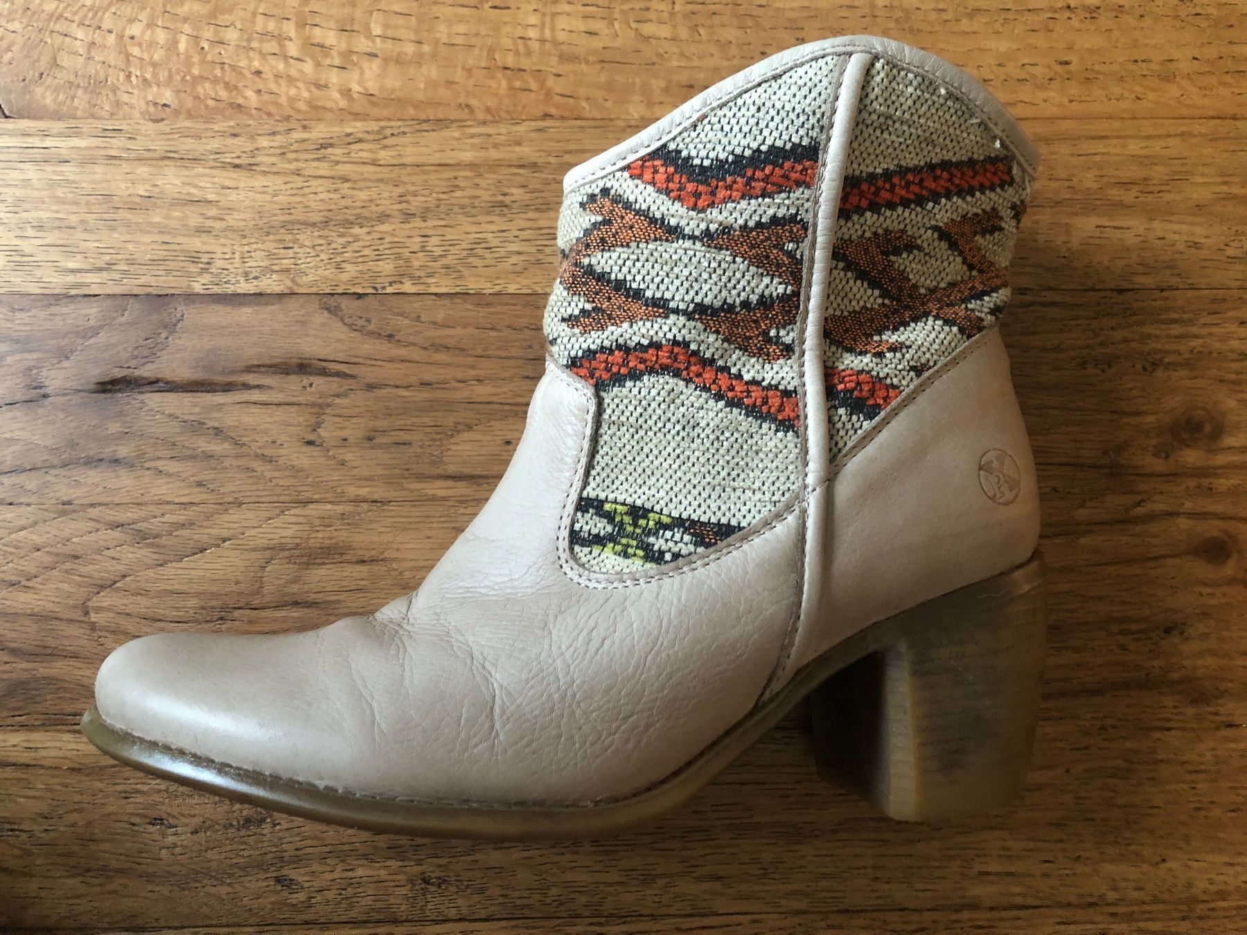 Scarpe da donna: Stiefelette Gr. 39 – Usato da Schwerzenbach venduto da frauminze 1