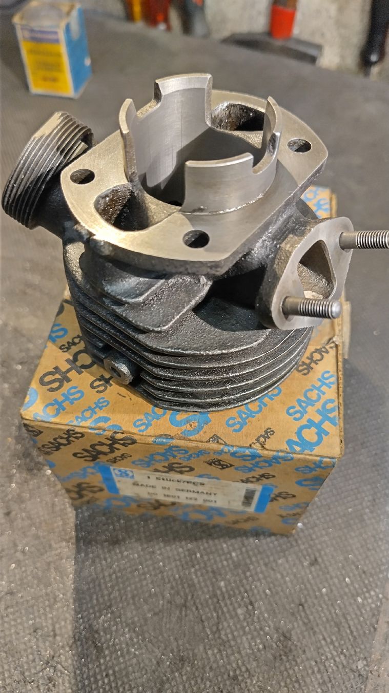 Sachs Parti ricambio per ciclomotori: Original Sachs 50/3 Zylindersatz 5 PS – Usato da Adliswil venduto da freigeister