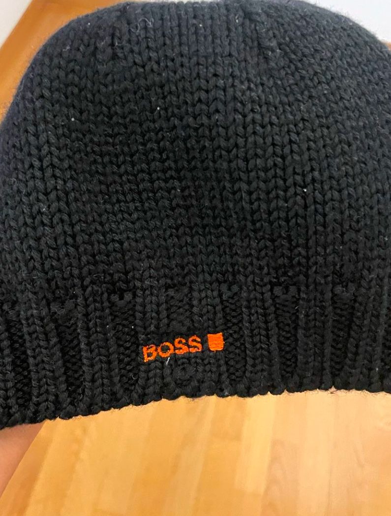 Hugo Boss Altro in  Abbigliamento & Accessori: Hugo Boss Wintermütze – Usato da Brüttisellen venduto da St.Zach 1