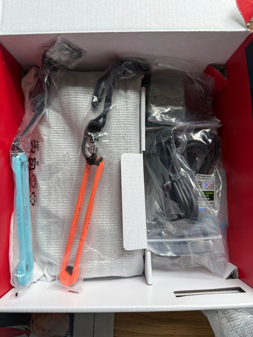 Nintendo Consoles: Nintendo Switch 2 – D'occasion à Domat/Ems par be1_y5h7 8